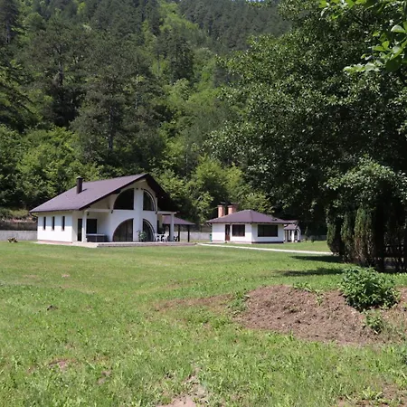 Duboka Semesterbostad